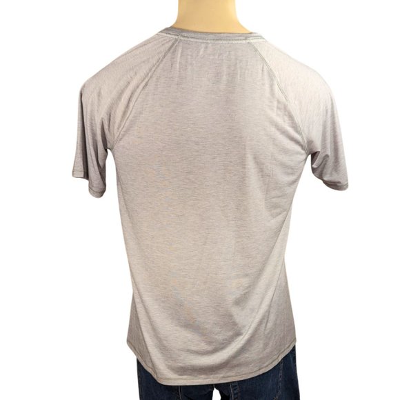 L.L Bean NWT Men's Large Short Sleeve Grey Everyday Sun Smart T-Shirt - Picture 2 of 11